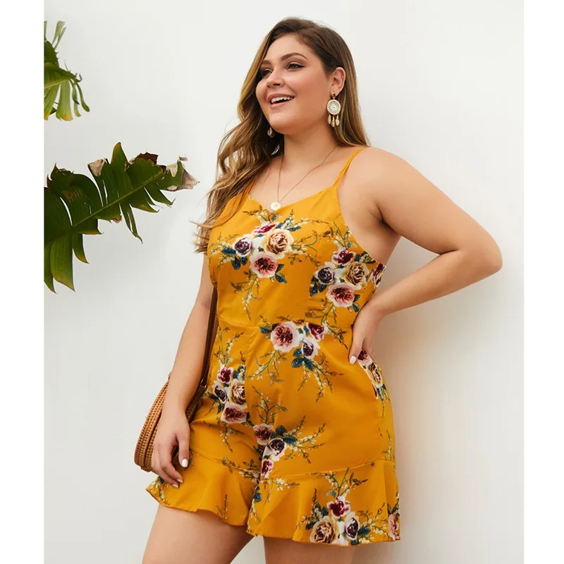 Женский короткий комбинезон с открытыми плечами желтым цветочным принтом и v образным вырезом|Комбинезоны c