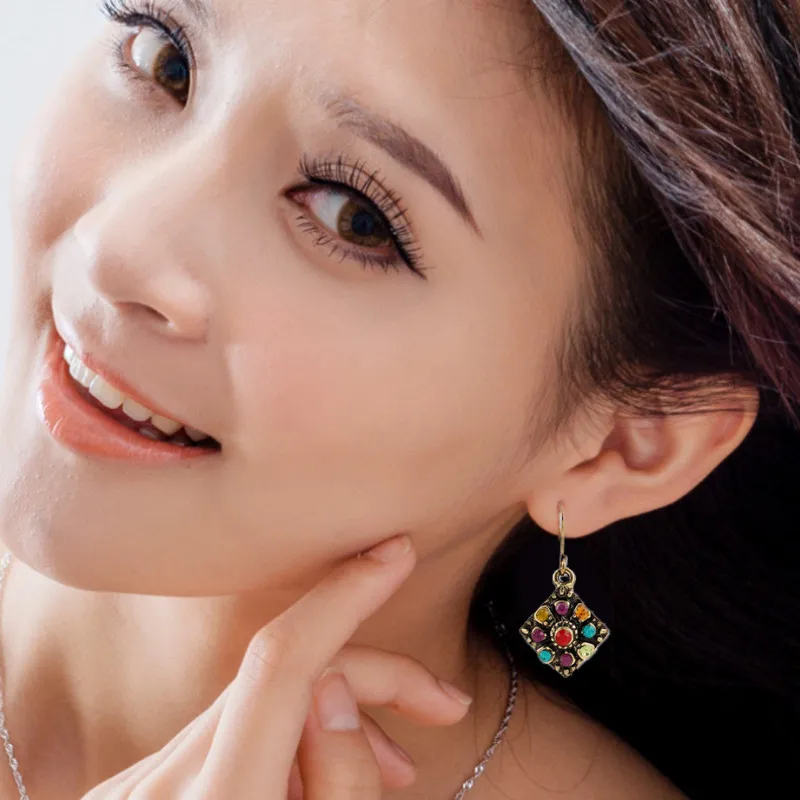 

Fashion Bohemian Color Pendant Earrings Creative Retro Ear Jewelry