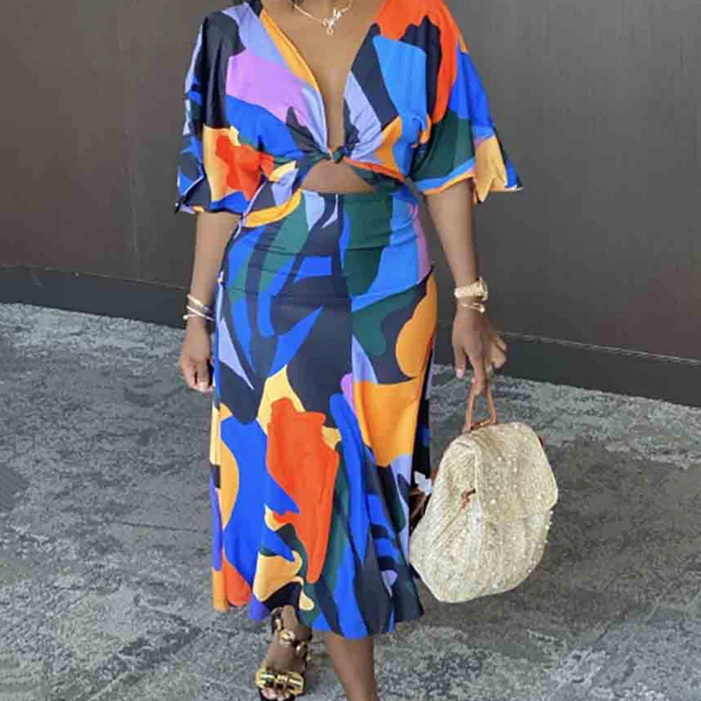 Женский комплект из двух предметов для пляжного отдыха с камуфляжным принтом