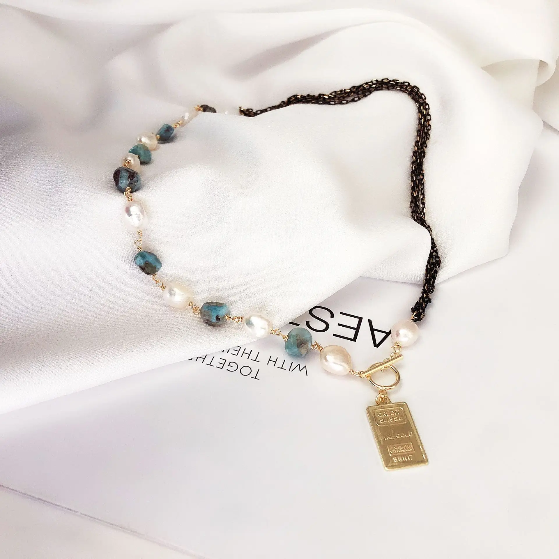 

14K Cross Chain Choker Necklace for Girl Teens. Punk Gothic Alloy Cross Short Necklace Sweater Chain Necklac
