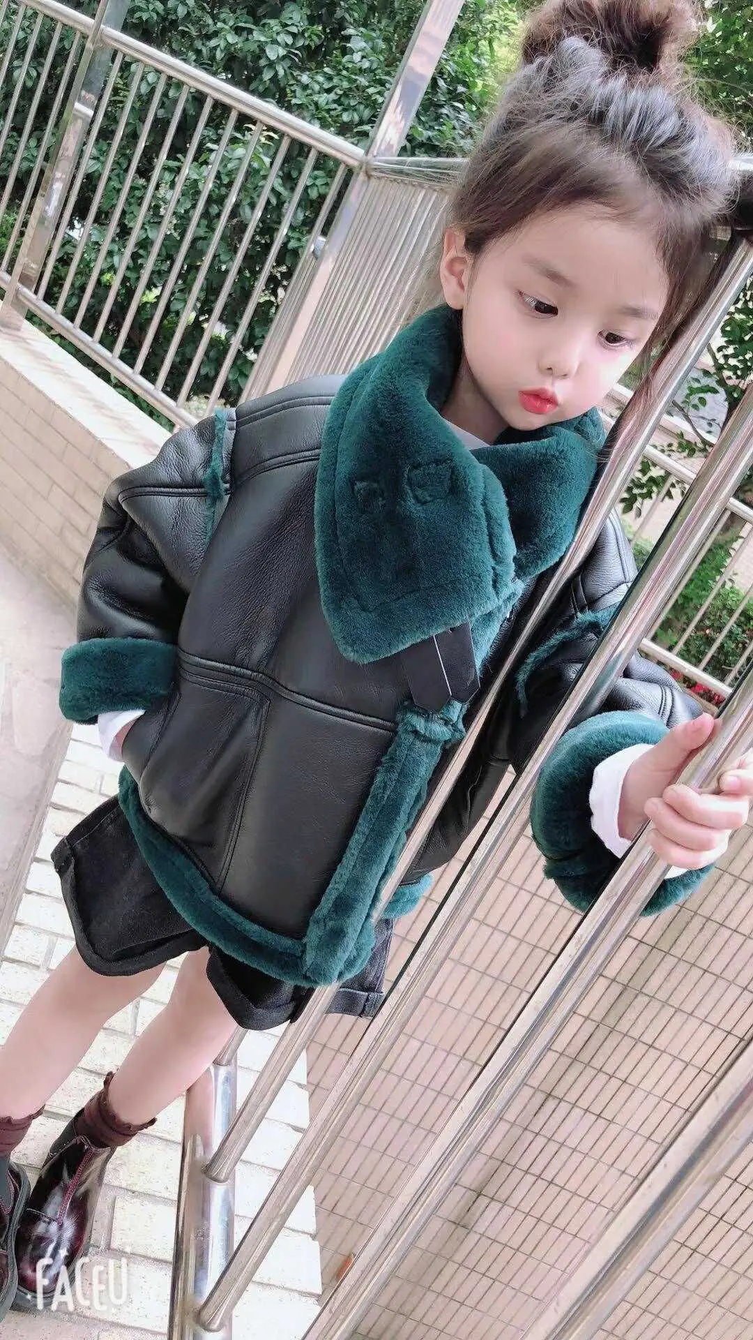 Кожаные куртки для девочек коллекция 2019 года Зимние Куртки из искусственной кожи