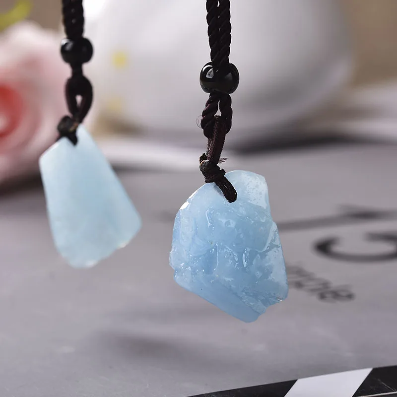 

100% Natural Aquamarine Original Stone Pendant Natural Quartz Stone Raw Crystal Quartz Fashion For Men Women Jewelry DIY gift