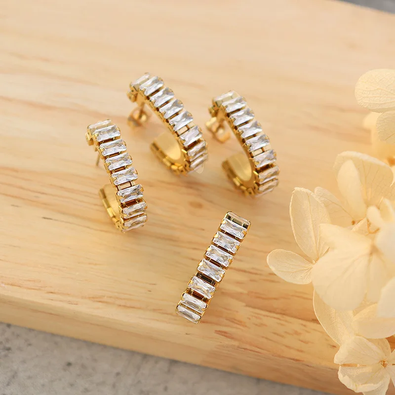 

Zircon Earrings Stainless Steel Earrings Round Hoop Female Earring Eternity Style Shiny Zircon Luxury Earrings for Women