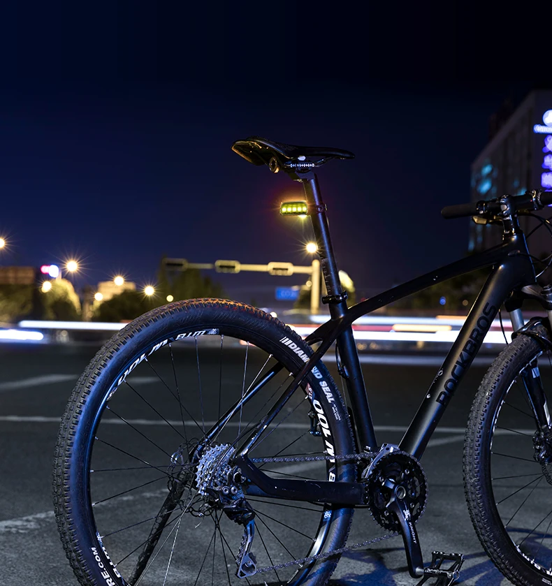 COMPRA Luz Trasera para Bicicleta con Direccional y Sensor Rockbros