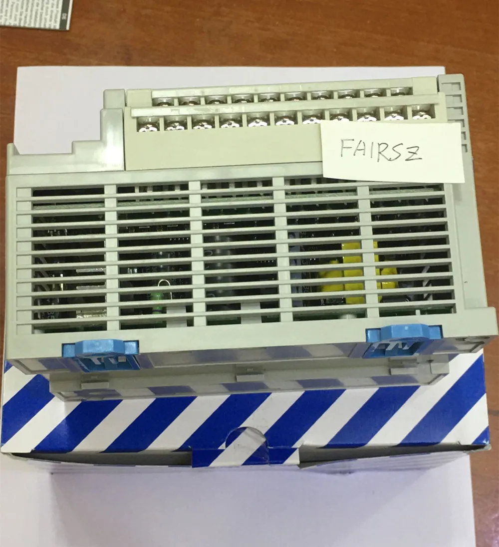 Новый оригинальный PLC AFPX0L30R-F FP-X0L30R FPX0-L30R программируемого контроллера |