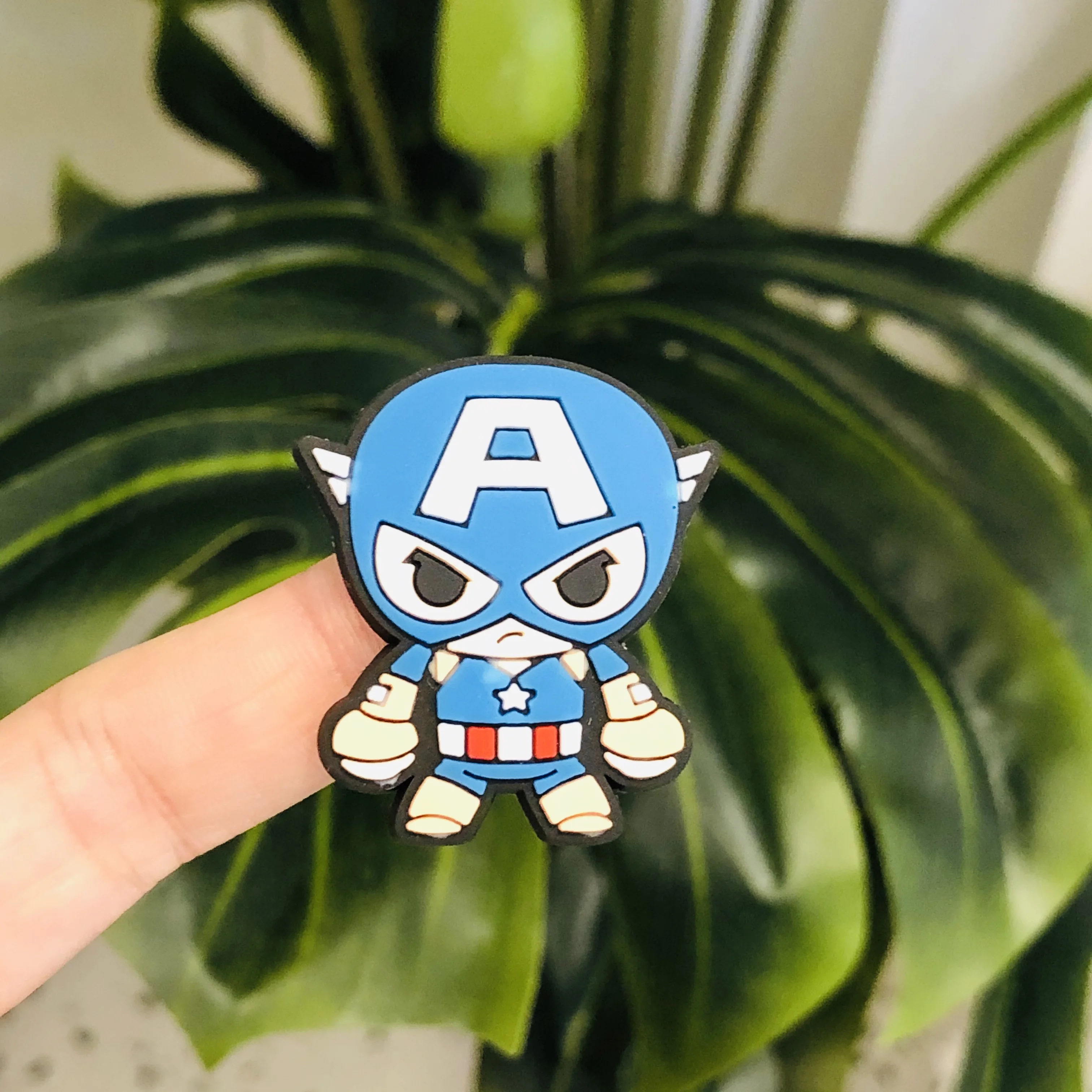 1 шт. хит продаж мультфильм Мститель герой значок ПВХ плоская задняя сторона