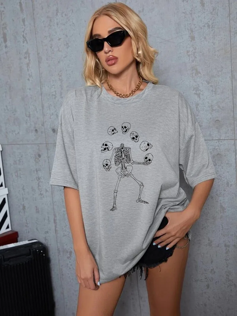 

Skeleton Heads Juggling Art T-Shirt Women Tumblr Fashion Cute Aesthetic Graphic Tee Hipsters Funny Shirt Grunge Clothes