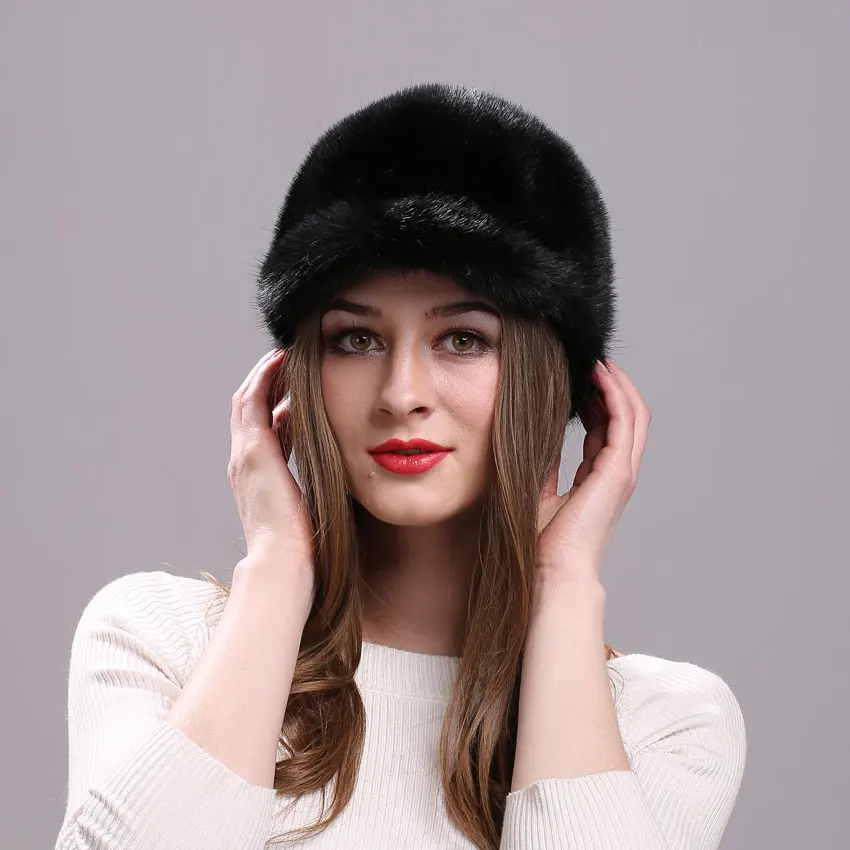moment Autumn and winter fashion trends knitted wool hats