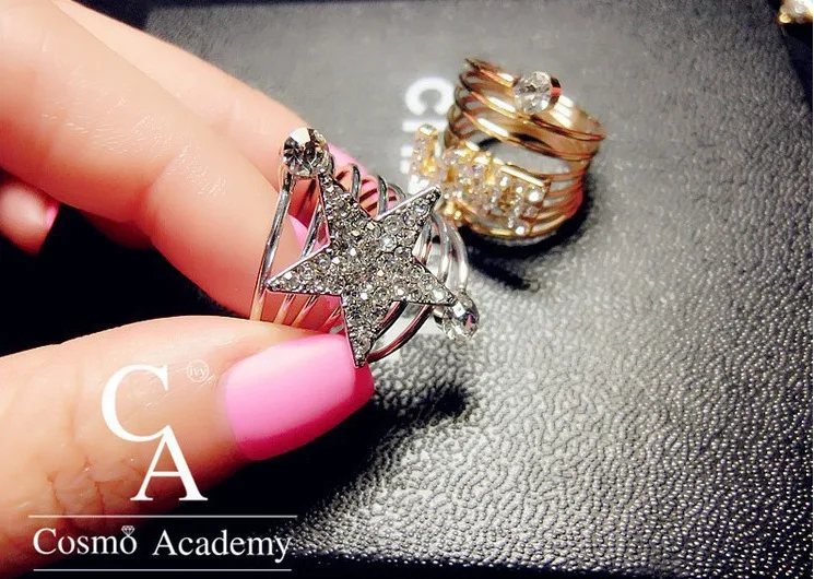 

2020 fashion five pointed star love spring ring, hand jewelry