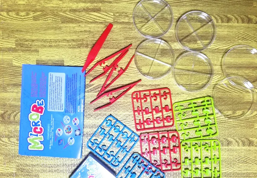 

Table game microbial biology science desktop toy game Microbial Science hands-on ability