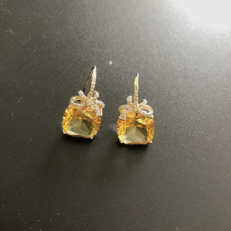 

Bilincolor Yellow Small Earring for Women with Fish Hook