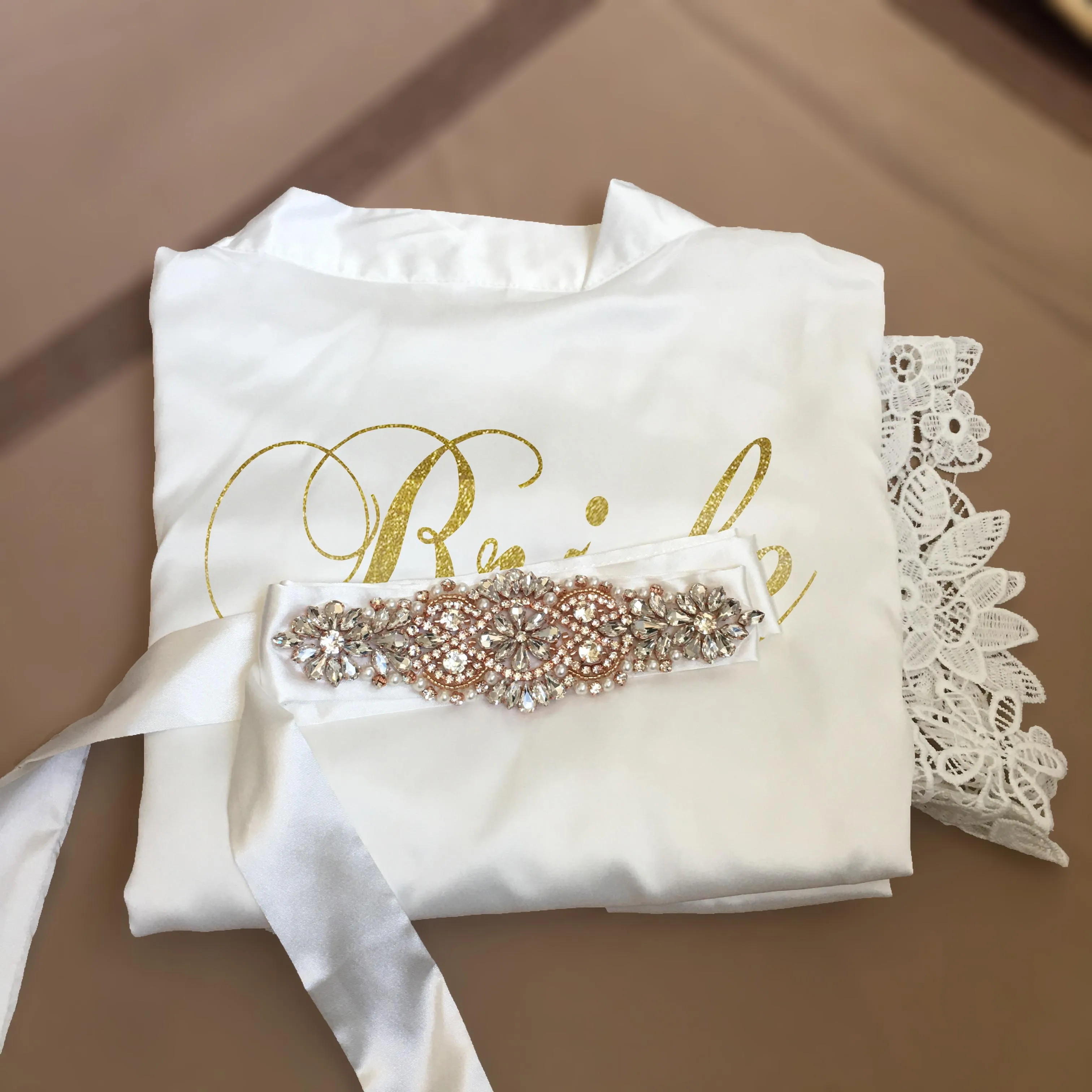 Халат-кимоно атласный Свадебный модель с именем под заказ для невесты подружки