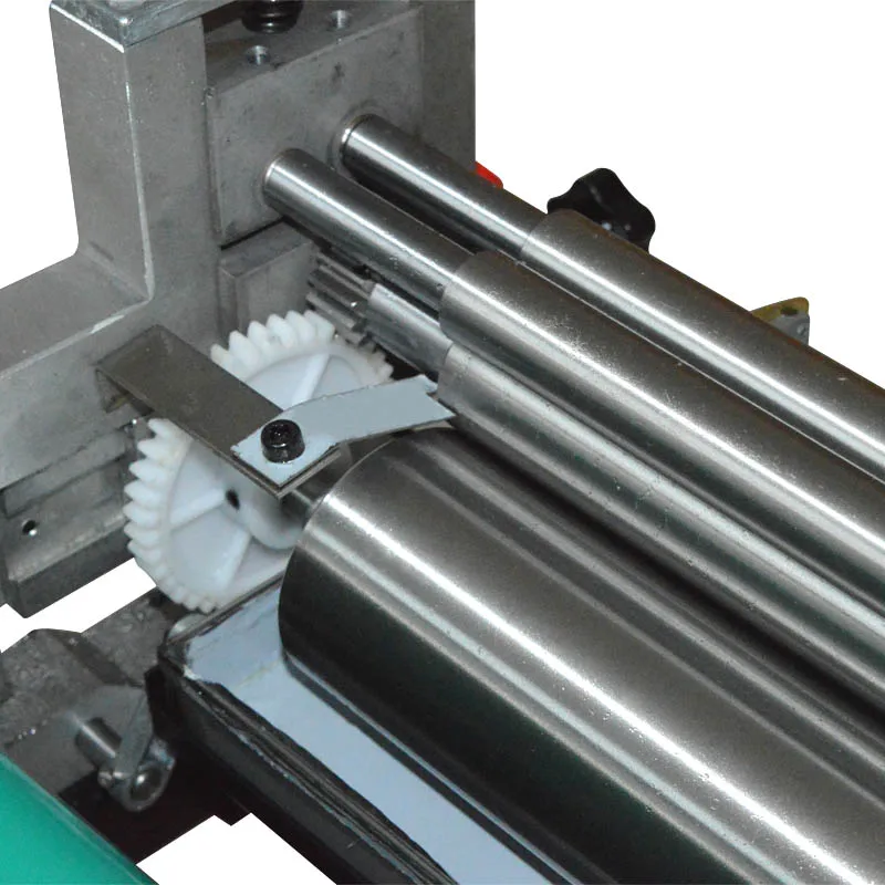 Настольная клеевая машина из нержавеющей стали белая пластиковая бумага для