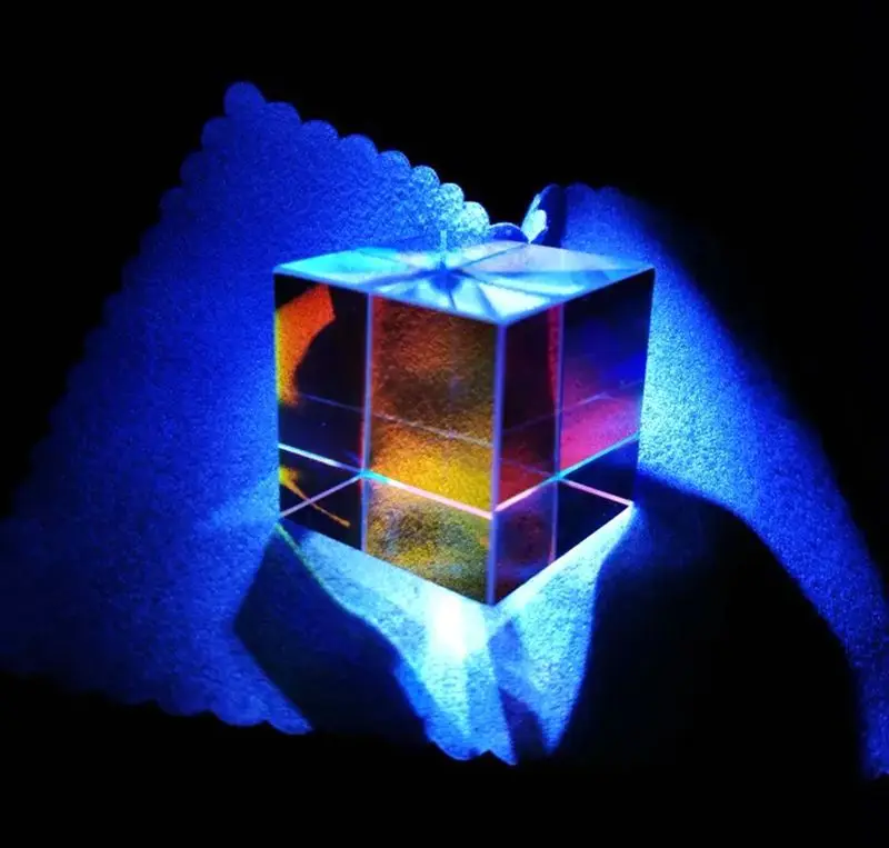 

20*20*20mm/0.78in Color Prism for Optical Glass Lens Processing Customized LED Spotlight Convex Light Cube Manufacturer