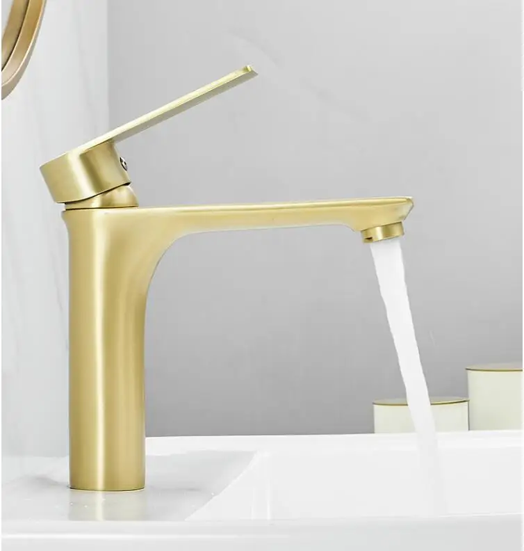 Новый смеситель для раковины Золотой горячей и холодной воды ванной комнаты