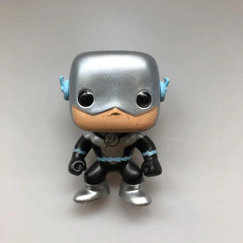Эксклюзивный Funko pop используется DC металлический Супермен Flash Wonder Woman Бэтмен Виниловая фигурка Коллекционная модель свободная игрушка