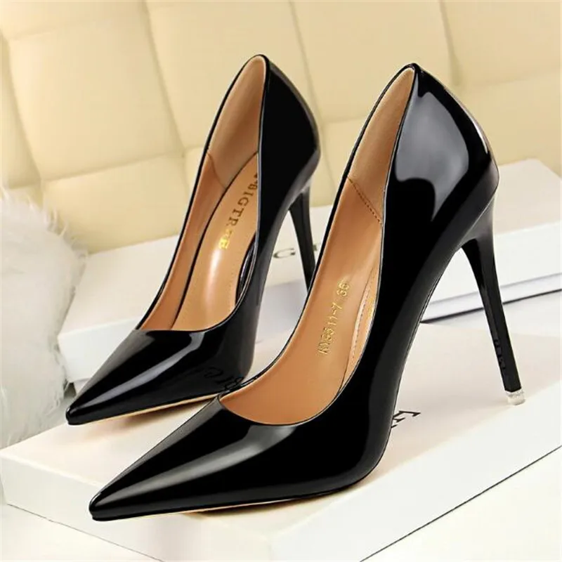 

New fashion metal with high heels women's shoes high-heeled shallow mouth pointed sexy nightclub was thin single shoes