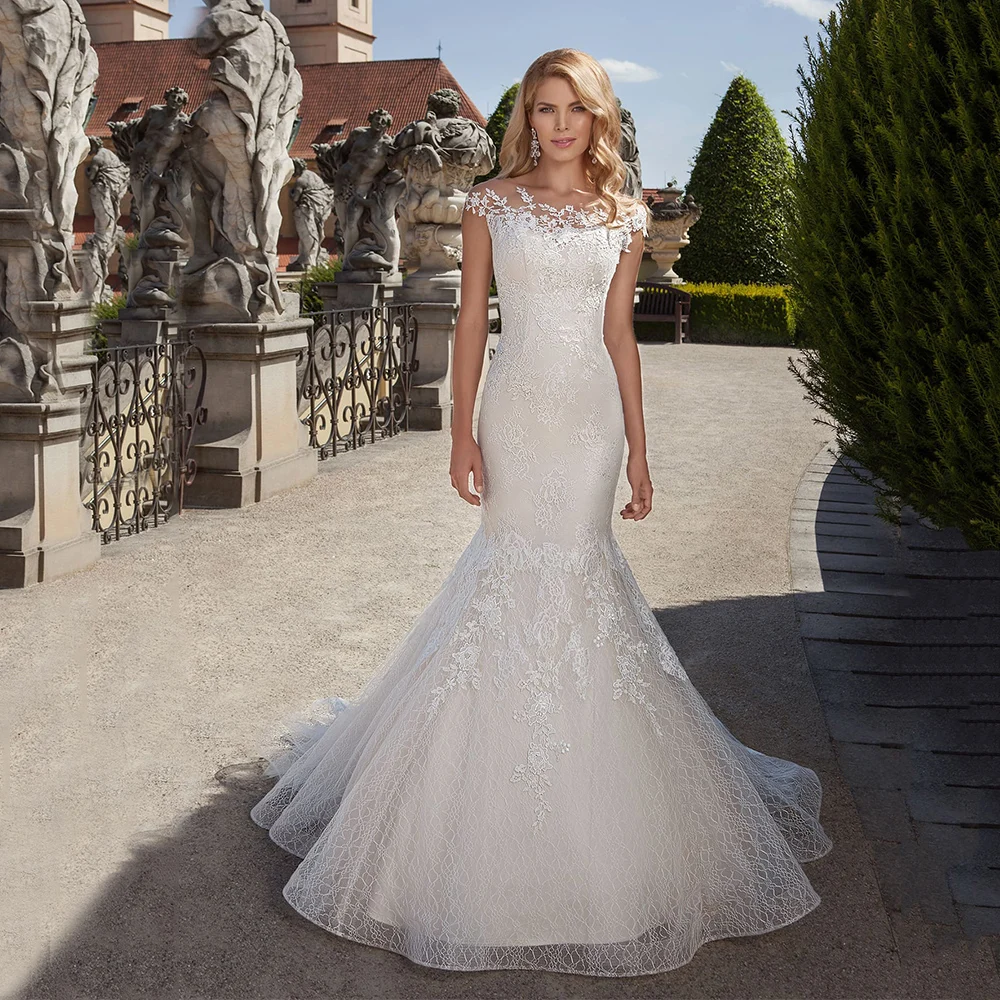 

Vintage Gothic Wedding Dress Sheath Sheer Neckline Sleeveless Lace Up Back Formal White Applique Bridal Gown cвадебное платье