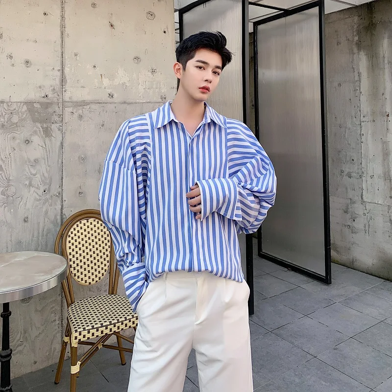 

Male Streetwear Vintage Punk Gothic Loose Dress Shirts Men Retro Fashion Puff Sleeve Casual Stripe Shirt Stage Clothing