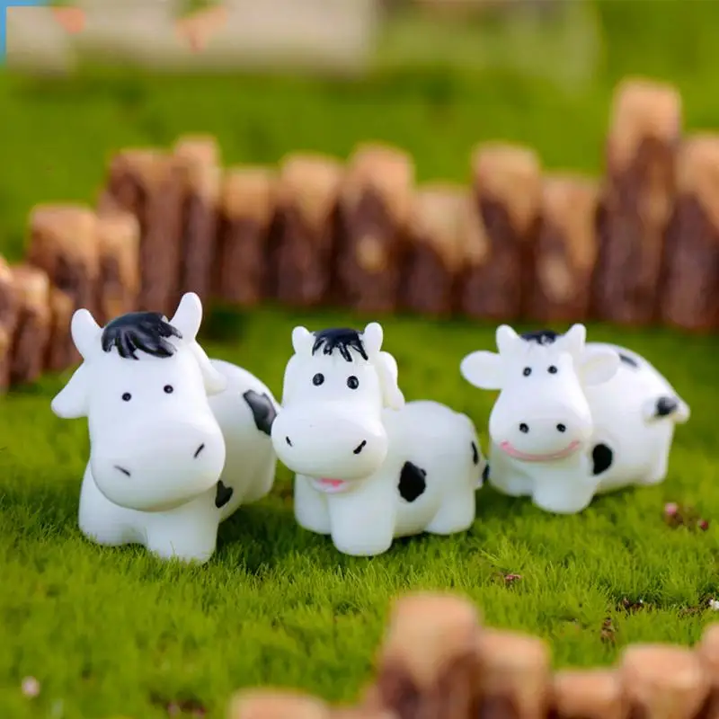 

Miniature Figurine Cartoon Animal Building Statue Resin Craft Doll Flower Pots Ornaments Cute Calf Art Crafts Home Garden Tool