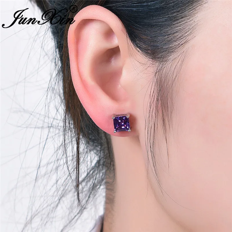 Женские свадебные серьги-гвоздики с фиолетовым кристаллом квадратной огранкой