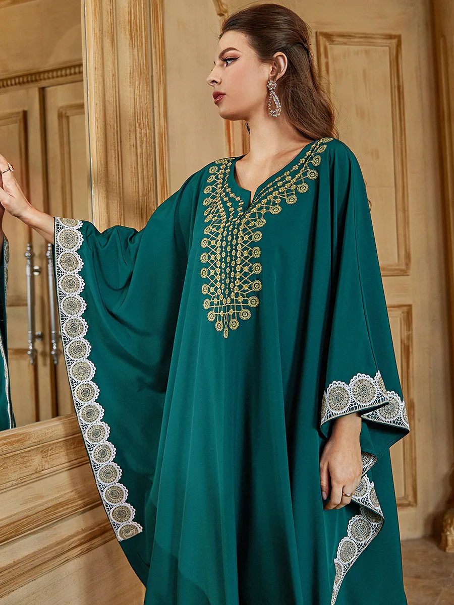Muslim Fashion Plus Size Women's Comfortable Dark Green Embroidered Bat Long Sleeve Lace Dress Abaya Turkey Robe Dress Kaftan