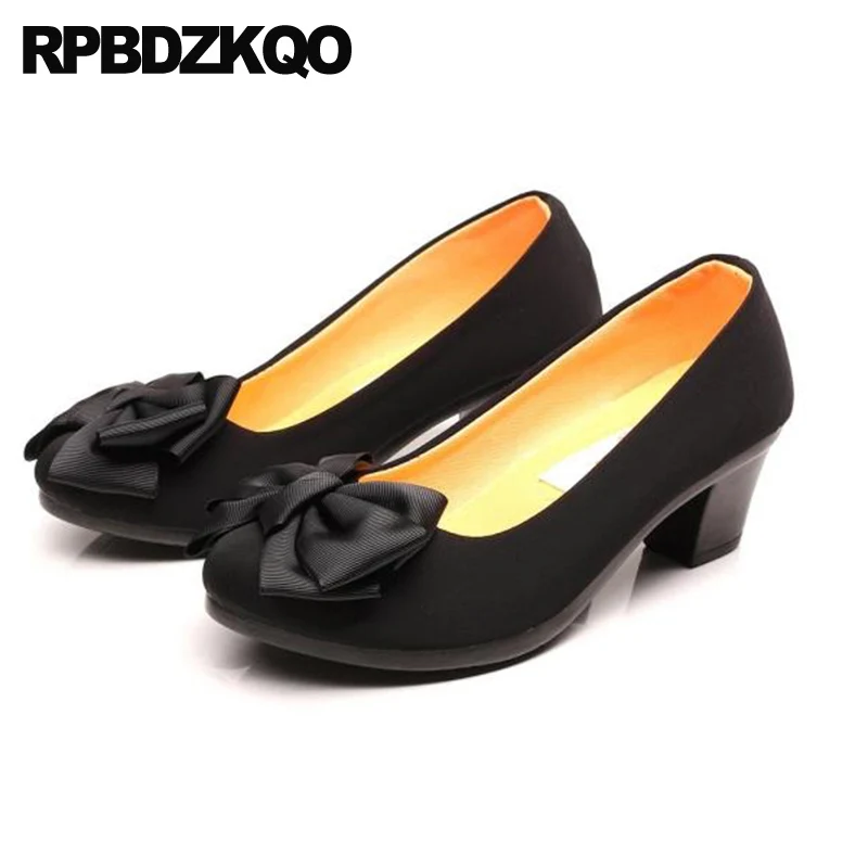 Туфли-лодочки женские черные без шнуровки с круглым носком 33 размера на толстом