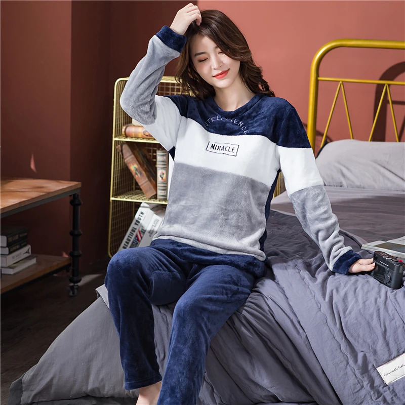 

Winter New Long Sleeve Women Pajamas Set Letter Embroidery Warm Flannel Pajama Couple Coral Velvet Sleep Wear Pyjamas 2Piece Set
