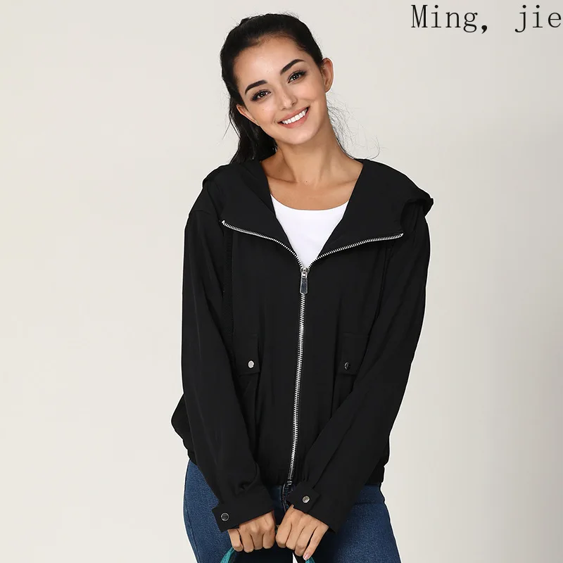 

2020 Spring and Autumn New European and American Windbreaker Women's Short Solid Color Loose Lapel Fake Pocket Thin Coat