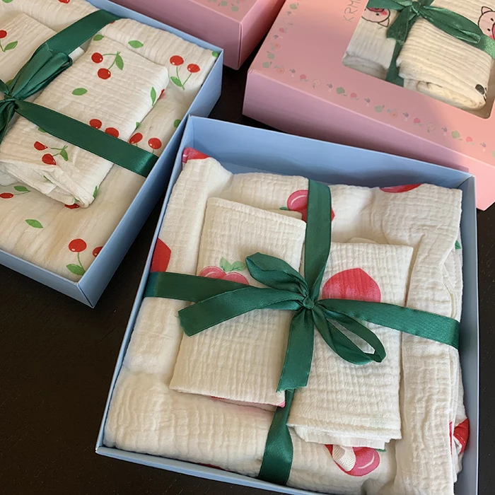 

Baby Girls Towel Gift Set Cotton Super Dry Soft Women Bath Towel Adluts Stripe Wrap Strawberry Towelie Bathing Supplies AE50MJ