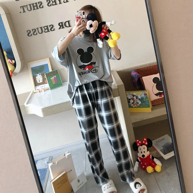 

Women's Sleep & Lounge