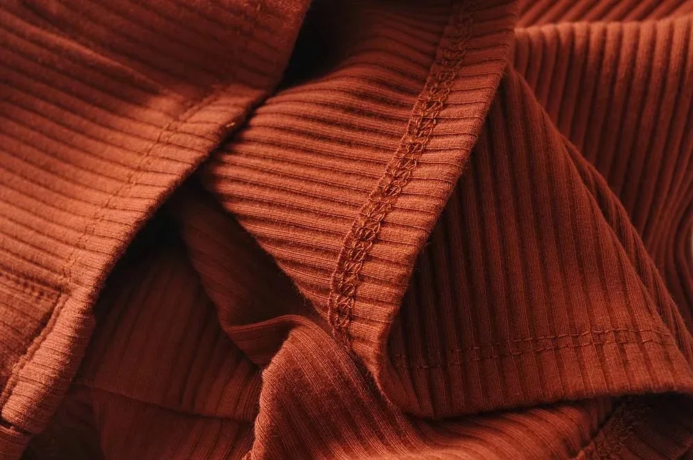 

Streetwear Three-dimensional Stitching V-neck Long-Sleeved T-shirt for womens 2020 Autumn New Sexy Short Buckle Top t-Shirt