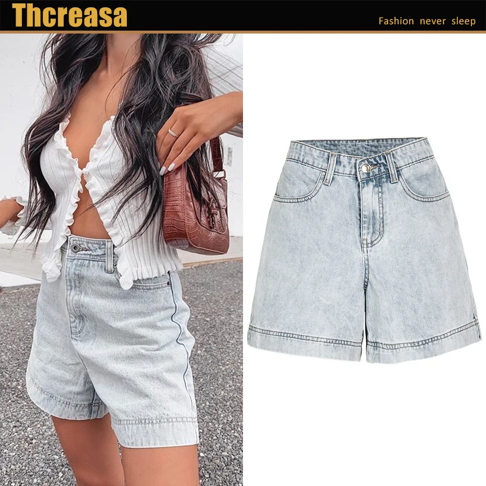 

high waisted light blue wide-leg leisure shorts women jeans