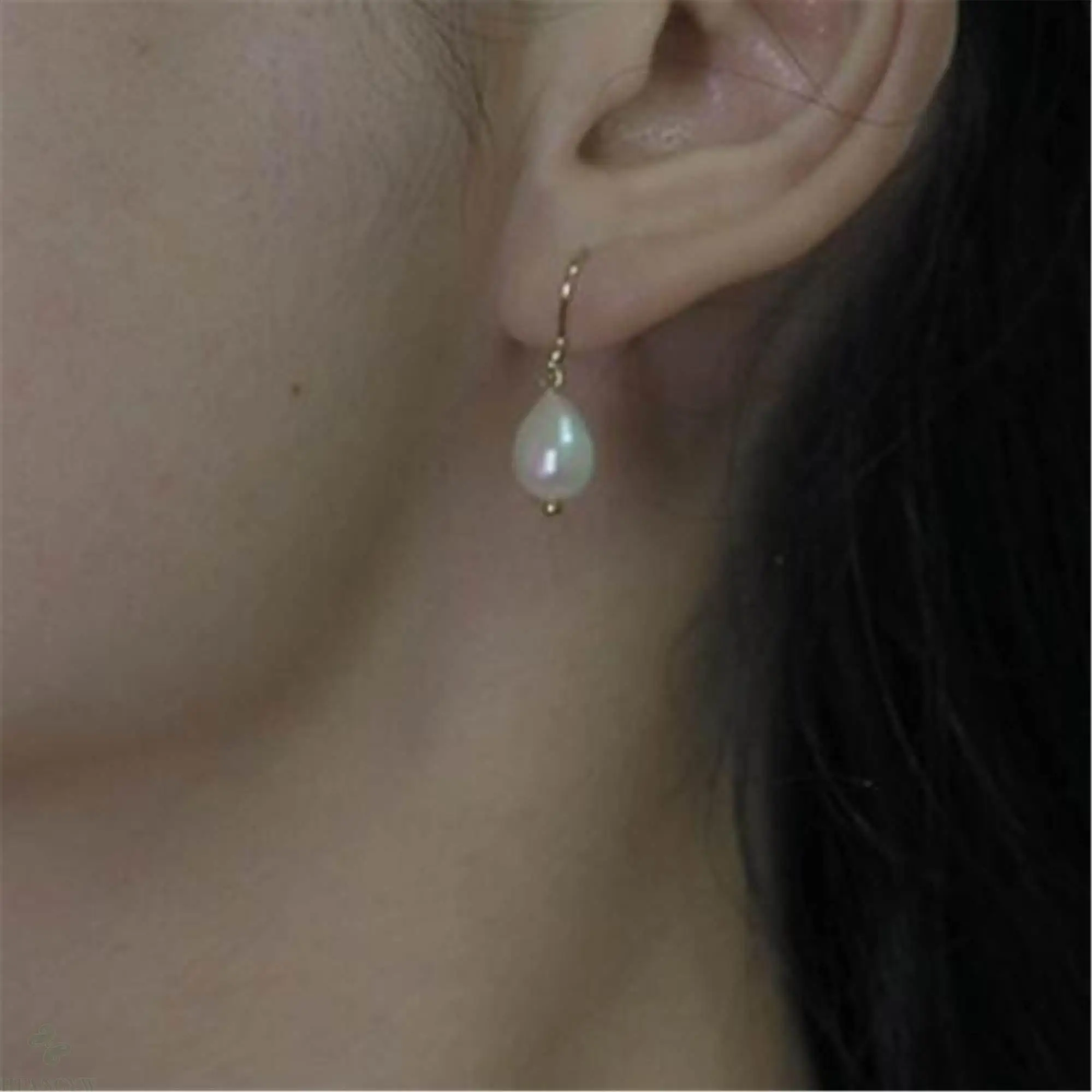 

11-12mm White Baroque Pearl Earring Hook Women Dangle Fashion Earbob Gift Luxury AAA Party Irregular