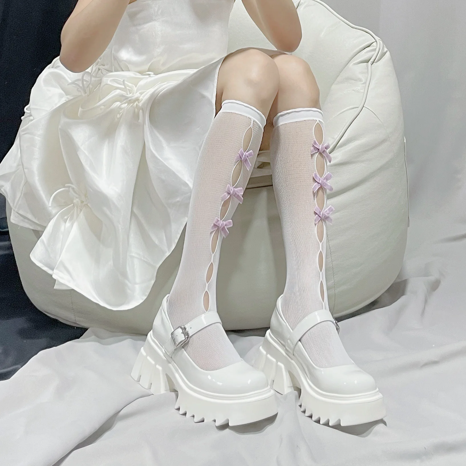 

1Pair Lolita Calf Socks Flocking Bowknot Girl Sweet Hollow Fishnet Socks Bowknot Mesh Socks Spring and Summer Thin