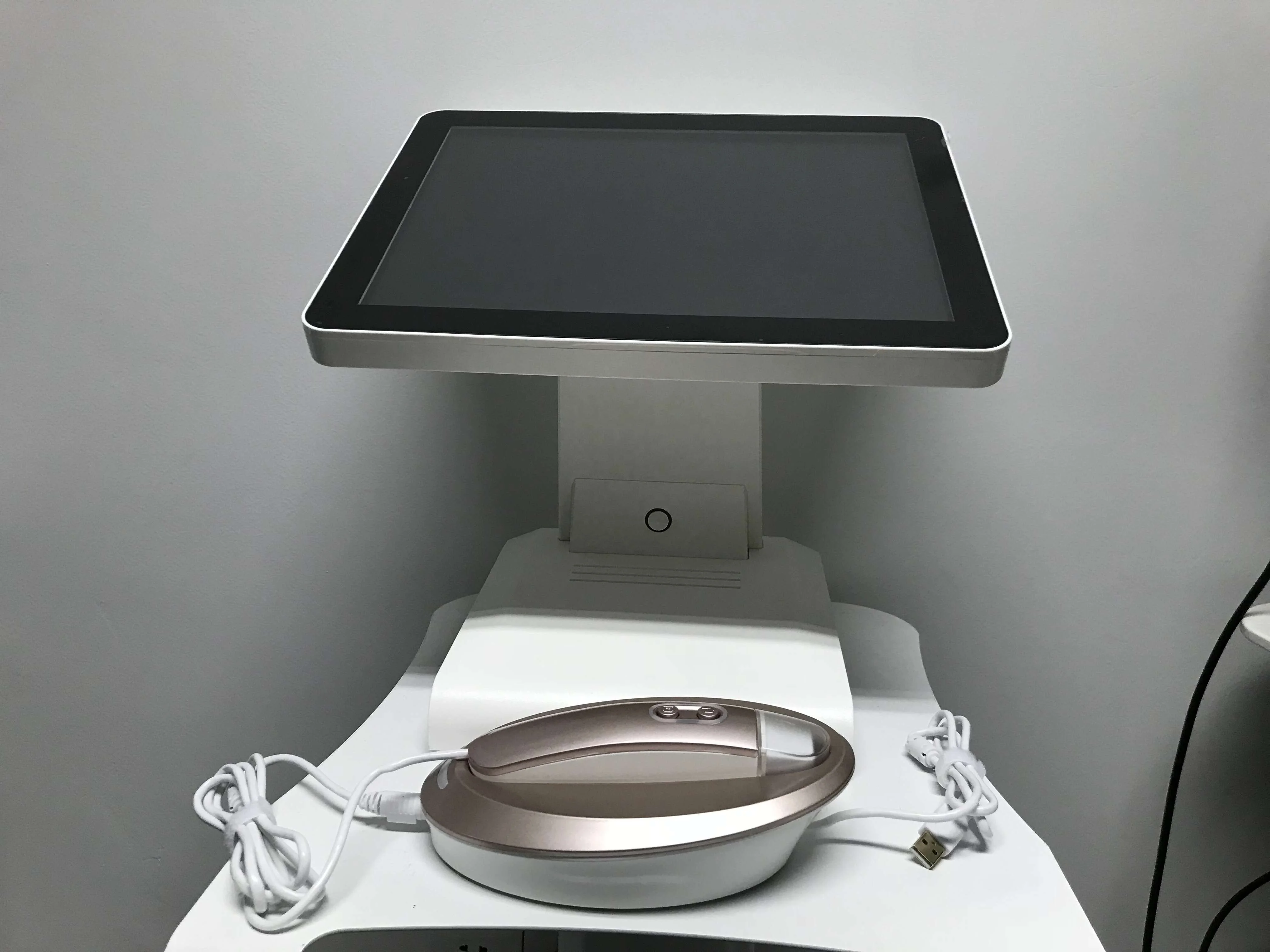 Новая версия Лидер продаж анализатор лица машина для сканирования кожи |