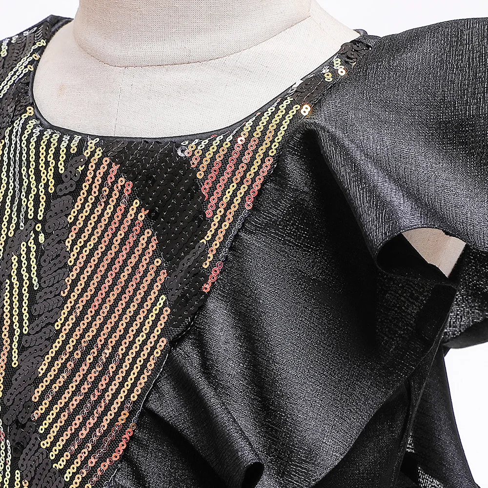 

A new children's long party dress bark wrinkled satin princess dress girls sparkle dress big children's tuxedo