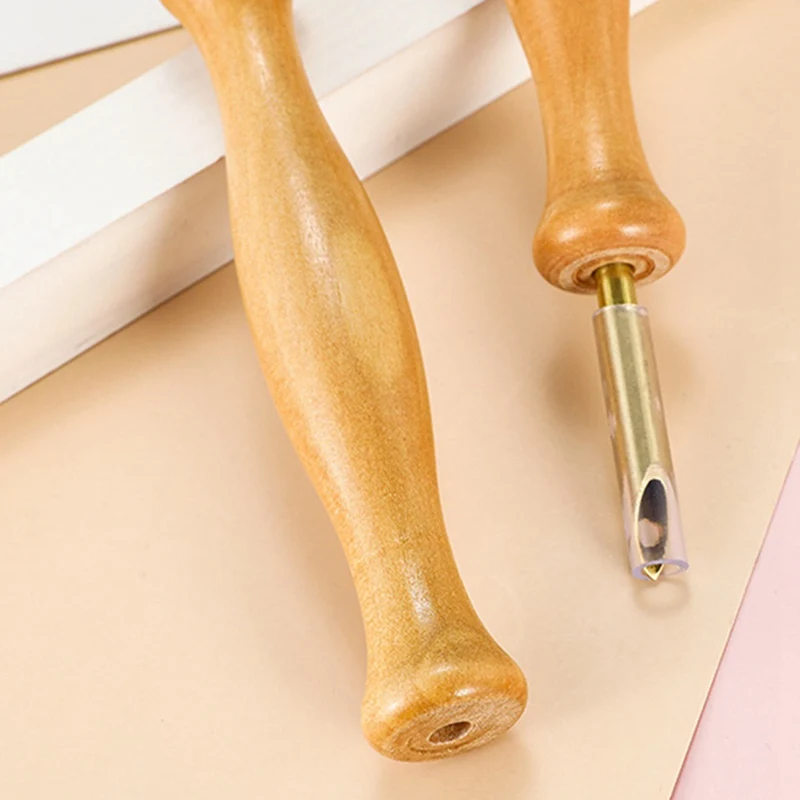 

Handle Embroidery Pen Punch Needle Bold Large Punch Needle Sewing Tool Accessories Durable Wood for DIY Crafts Knitting 1pc