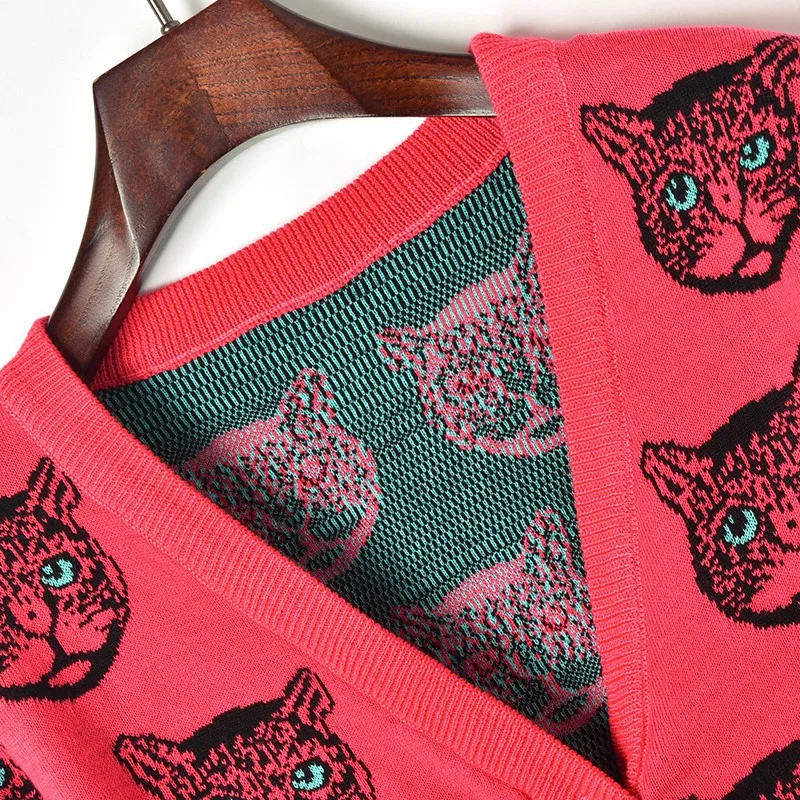 Женский однобортный жаккардовый кардиган шерстяной с V образным вырезом и