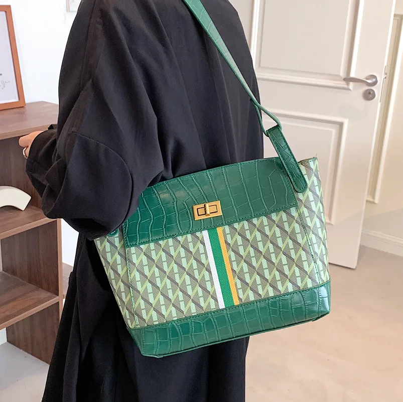 

Large Capacity Stone Pattern Women's Shoulder Bag Designer Diamond Lattice Handbag and Purse Female Luxury PU Leather Bucket Bag