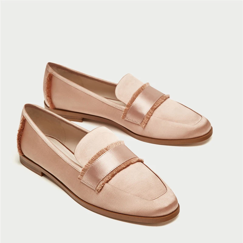 2021 Summer Flats Shoes Women Silk Pink Single Shoes Bridesmaid Bride Wedding Shoes Korean Version Leisure Square Toe Mules Shoe