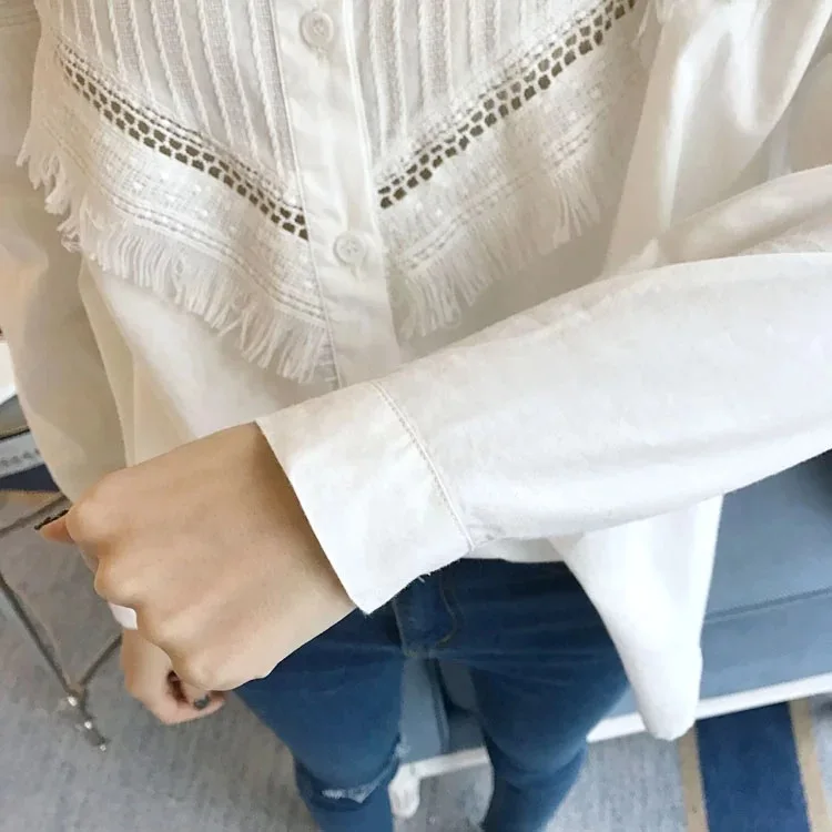 

Loose long-sleeved shirts hollow-out render unlined upper garment to spring 2021 new blouse