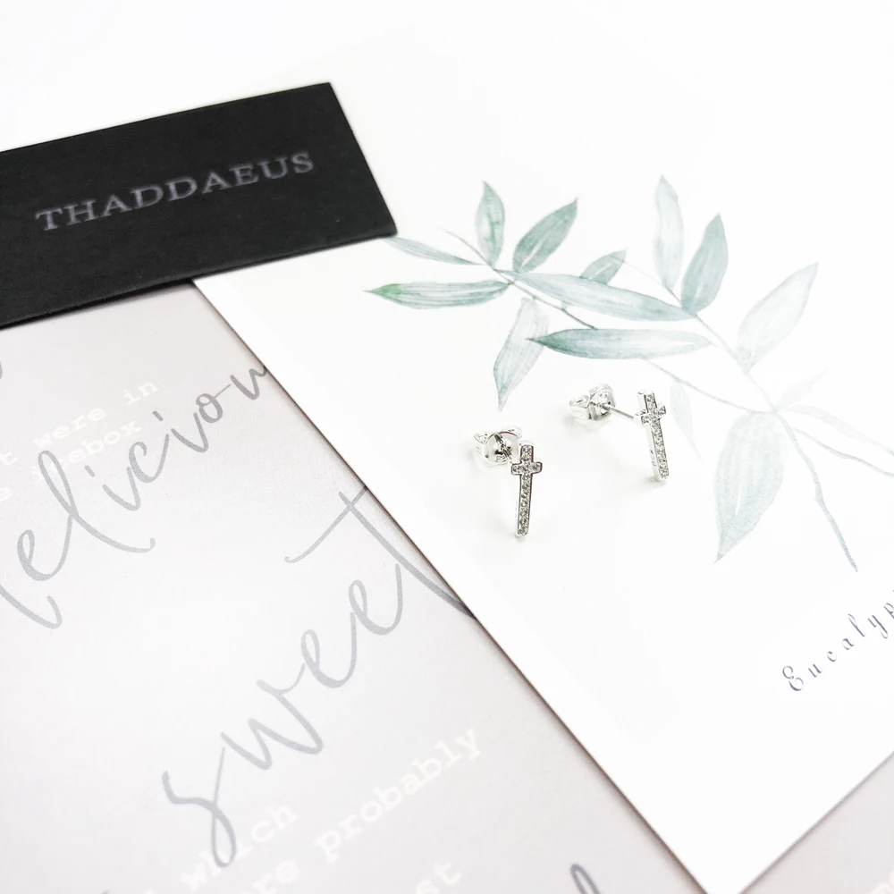 Серьги гвоздики с перекрестными закрепками модные блестящие ювелирные изделия в