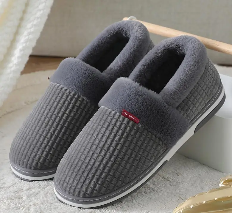 

2020 New Winter Bag with Cotton Slippers for Men At Home Thick Soles Warm Couples Non-slip Indoor Slippers 2025U27
