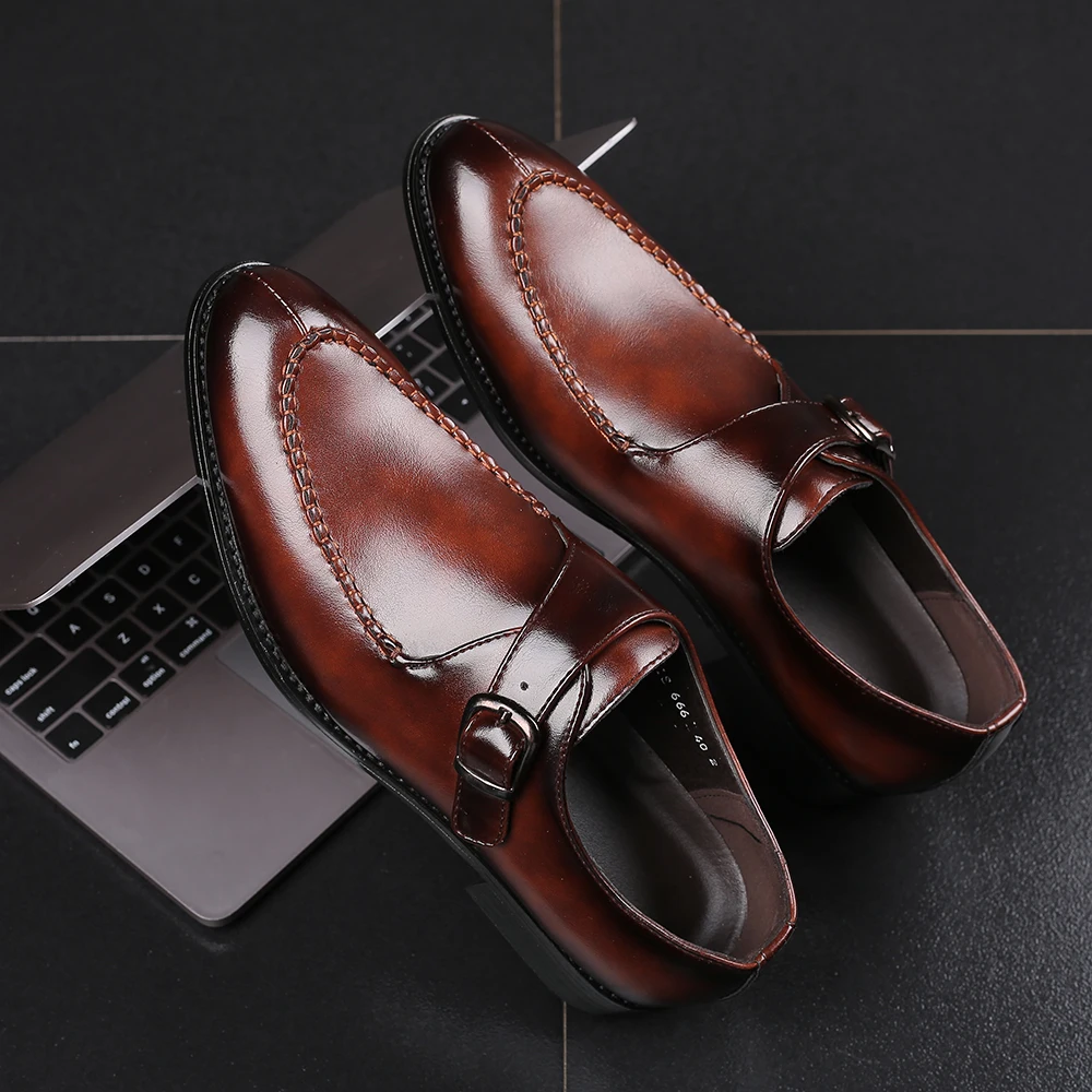 

2019 Italian Dress Shoes Men Wedding Party Shoes High Quality Casual Loafer Male Designer Flat Shoes Plus Size 48 Faux Leather