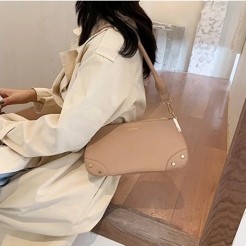 

Vintage PU Leather Shoulder Bag Women Underarm HandbagAxillary Pocket Mini Female Luxury Brand Women Bag Designer 2020 Trend New