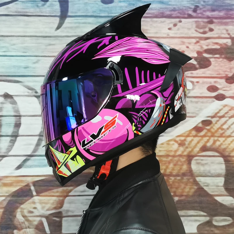 

Full Face Stylish Motorcycle Helmet Washable Lining Dual Lens DOT Approved High Quality contrast color pattern With Corner