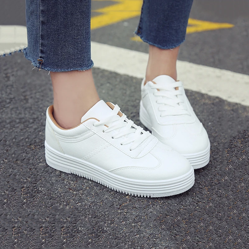 Женские нескользящие кроссовки Вулканизированная подошва модная Уличная обувь