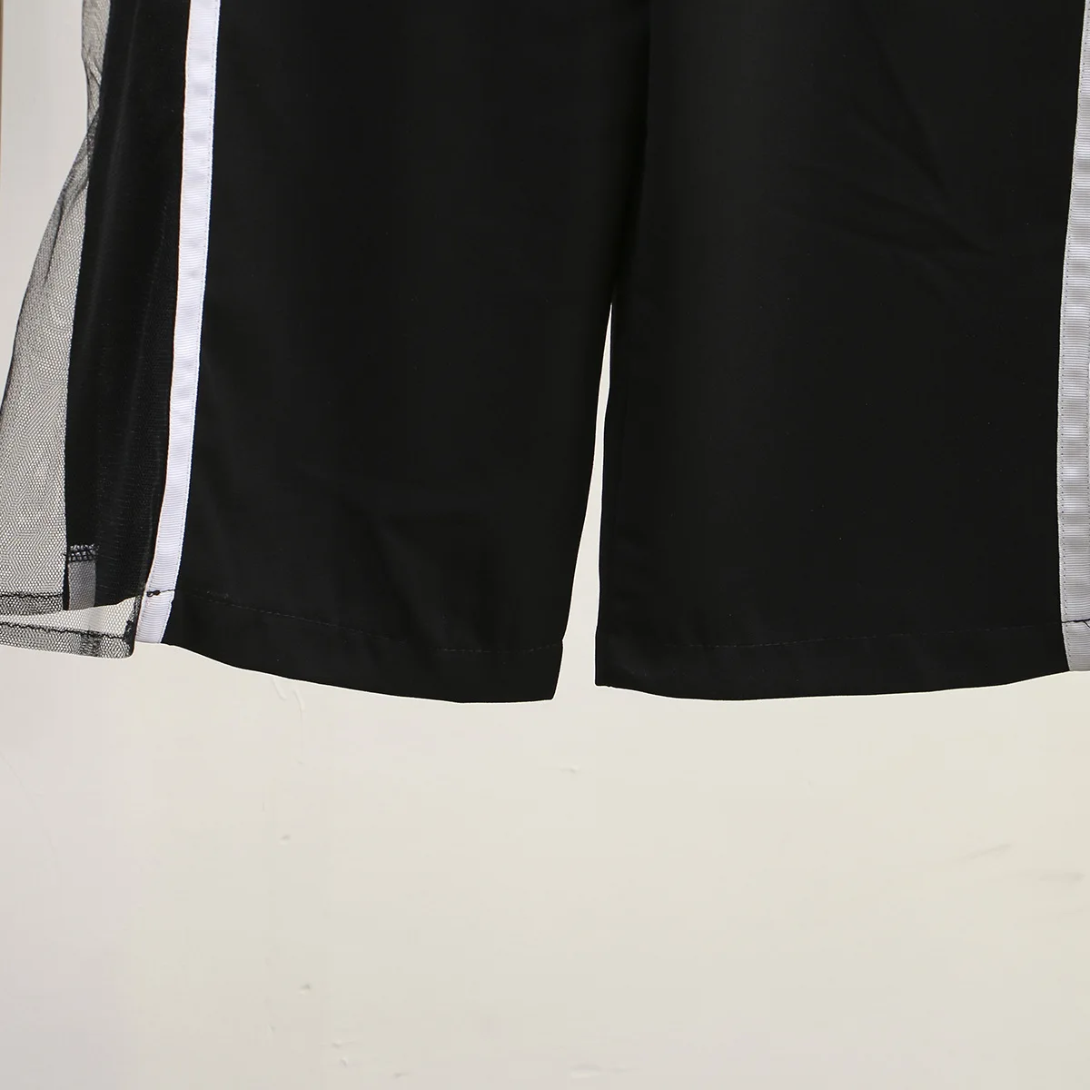 Женские брюки с широкими штанинами летние большого размера разрезом сбоку