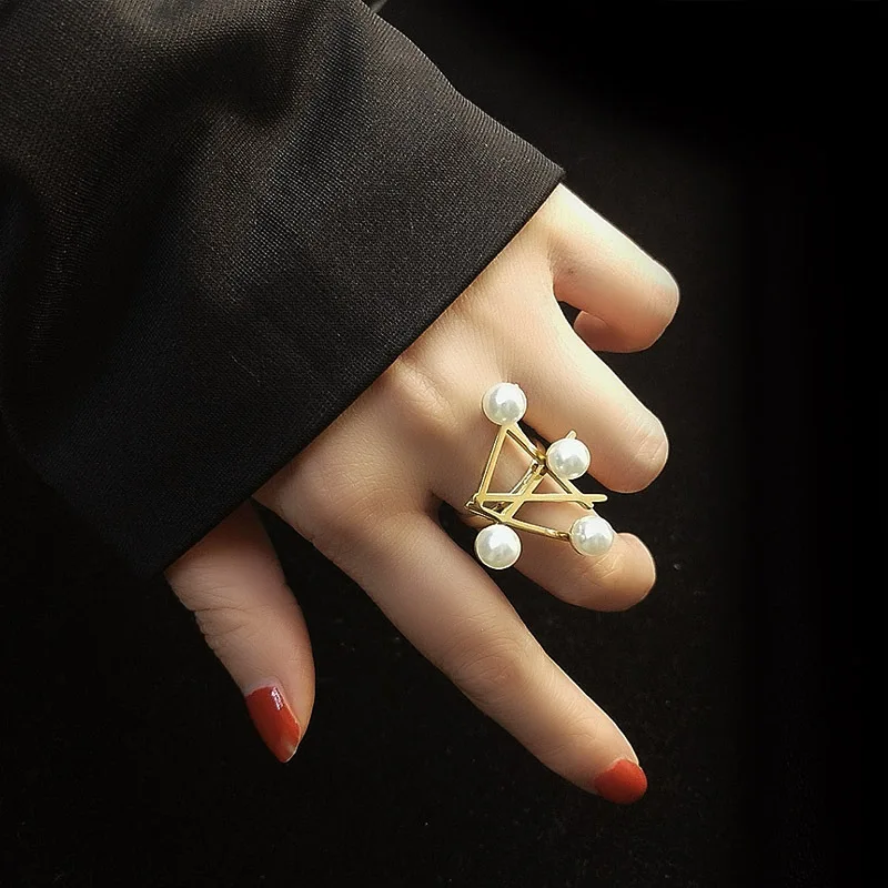 

Titanium Pearl Irregular Statement Ring Women Jewelry Punk Designer Club Cocktail Party Gown Amazing Gift Trendy Top